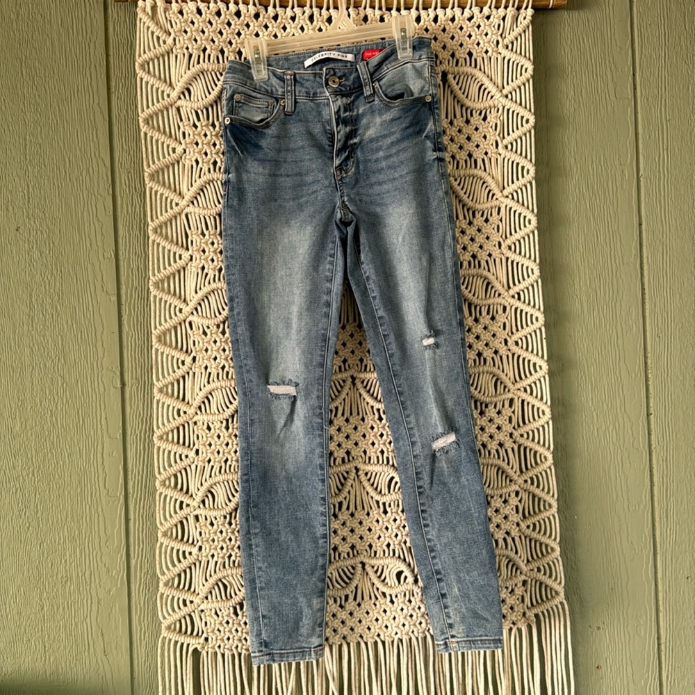 Stretchy Skinny Jeans